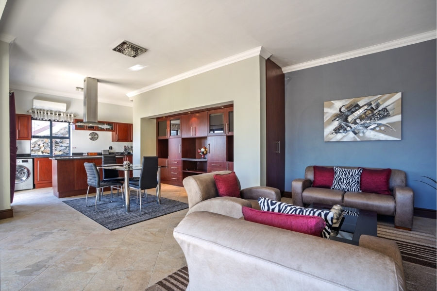 13 Bedroom Property for Sale in Plattekloof 3 Western Cape